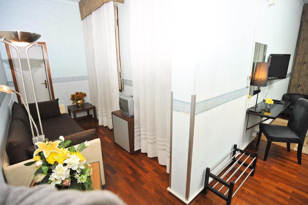 Hotel Massimo D'Azeglio Montecatini Terme Exterior foto